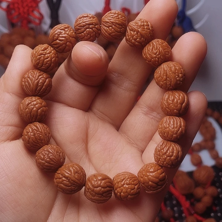 桃核吊坠龙纹桃枭