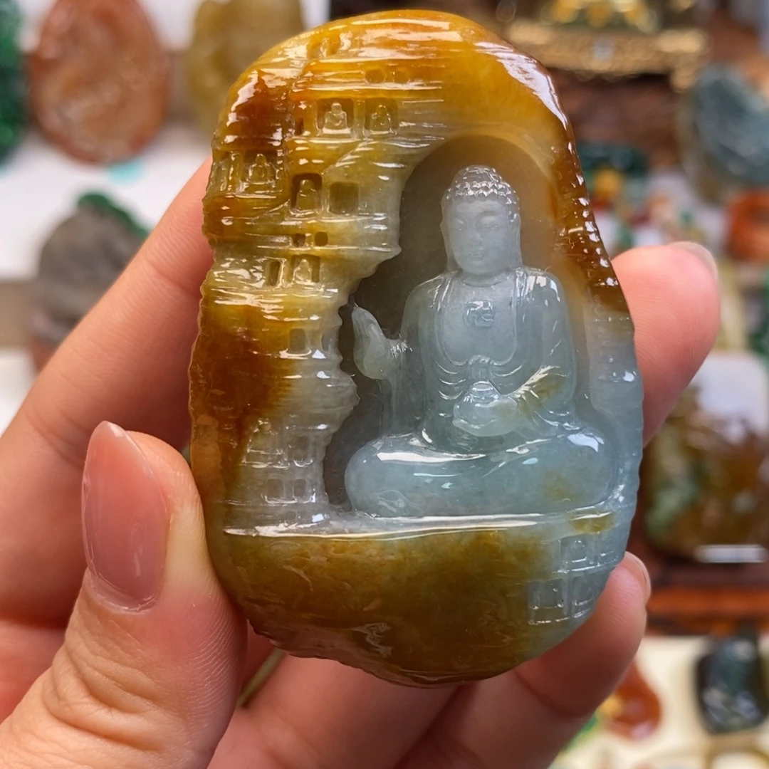 翡翠未镶嵌颈饰佛