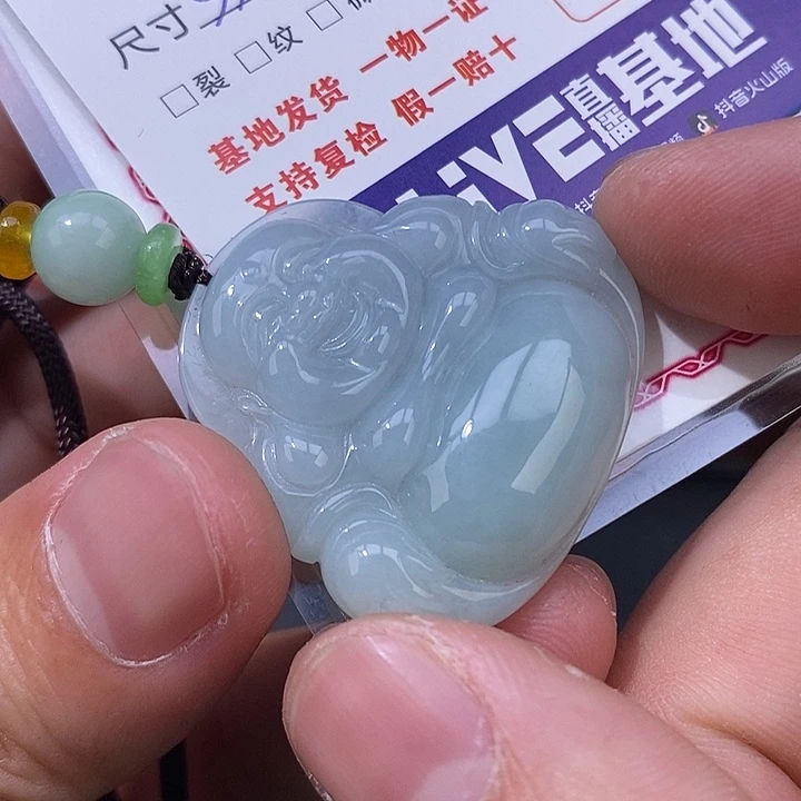 惊***蛰翡翠未镶嵌颈饰翡翠