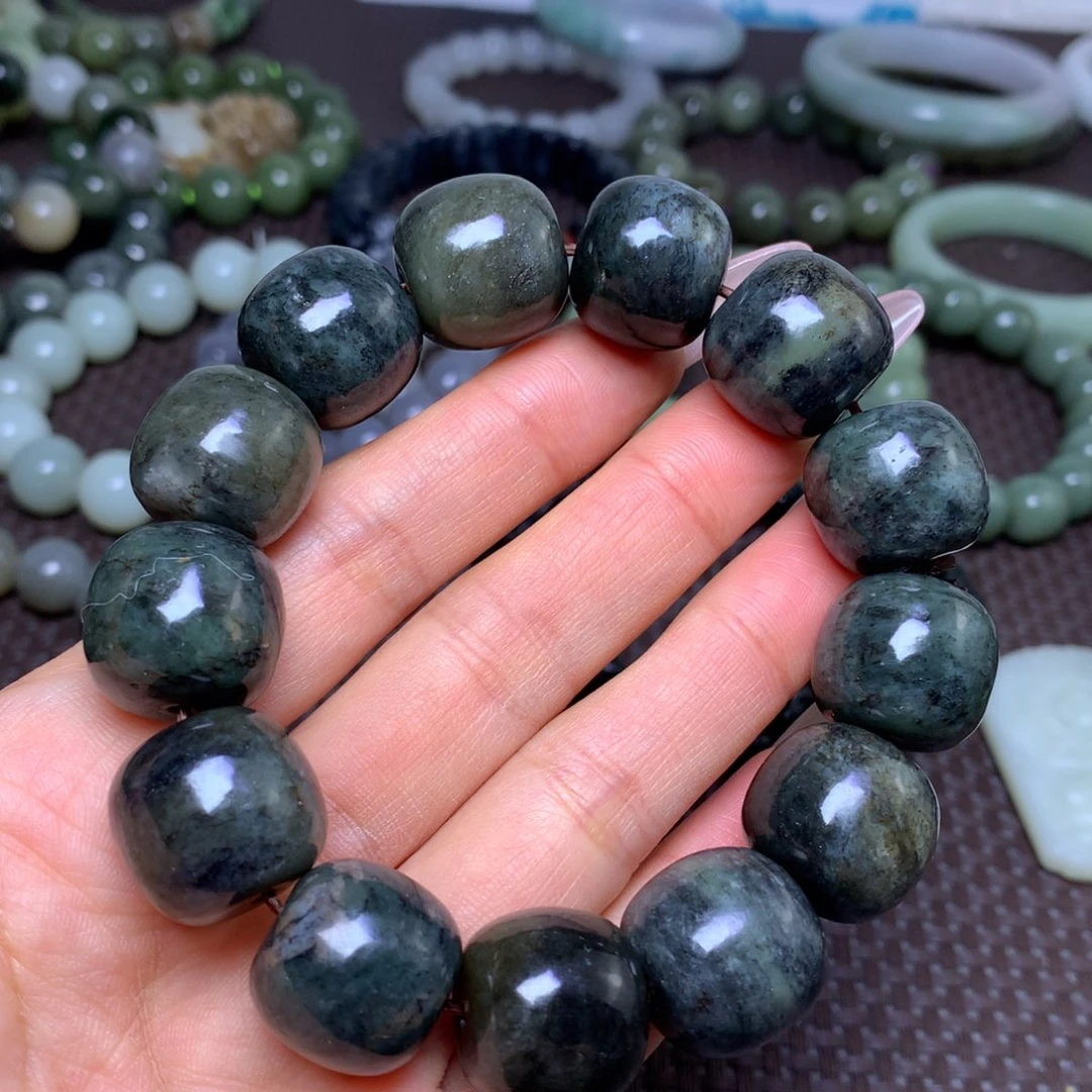 未镶嵌手串和田玉卡18