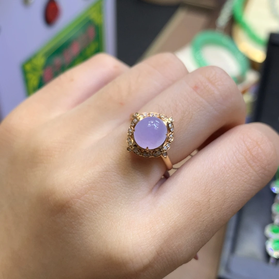 翡翠18K金镶嵌颈饰翡翠