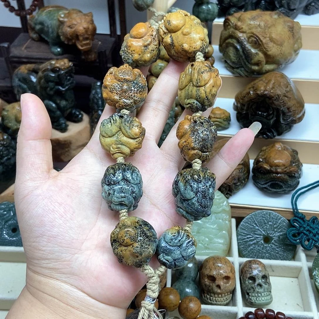 岫岩河磨玉（透闪石质玉）把件未镶嵌一****年