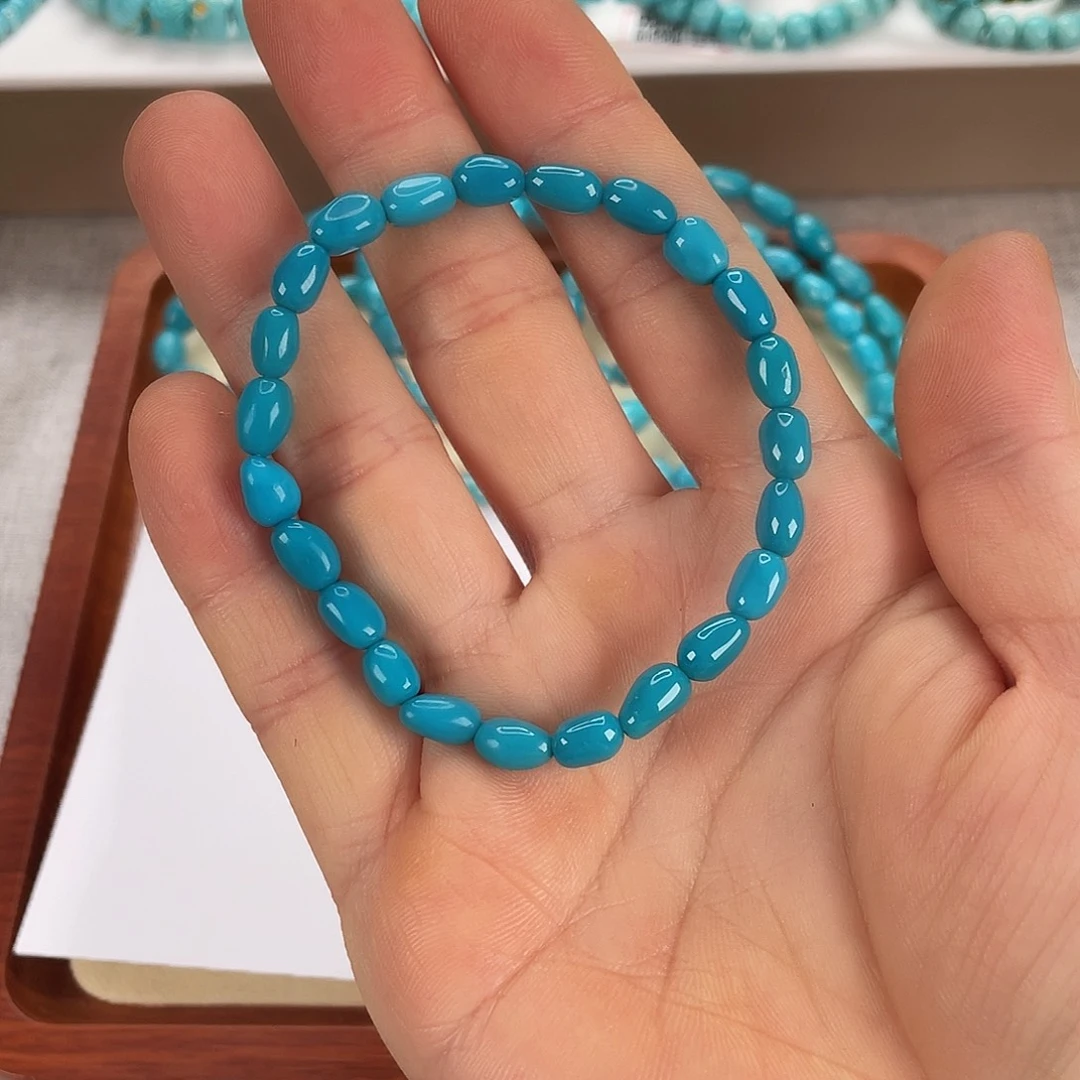 绿松石未镶嵌颈饰