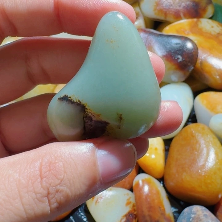 和田玉未镶嵌挂件30克