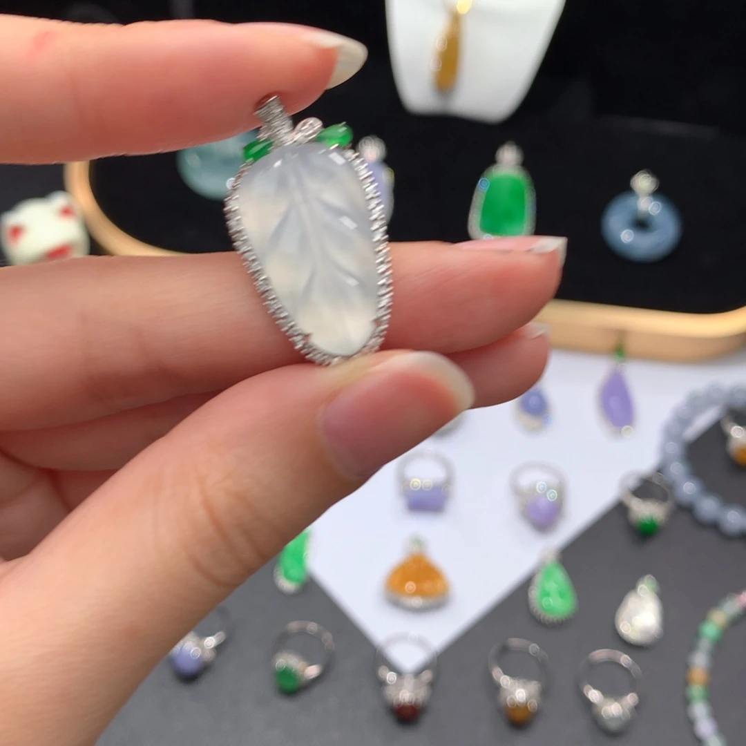 翡翠18K金镶嵌挂件48小时鉴赏期 退货不扣服务费