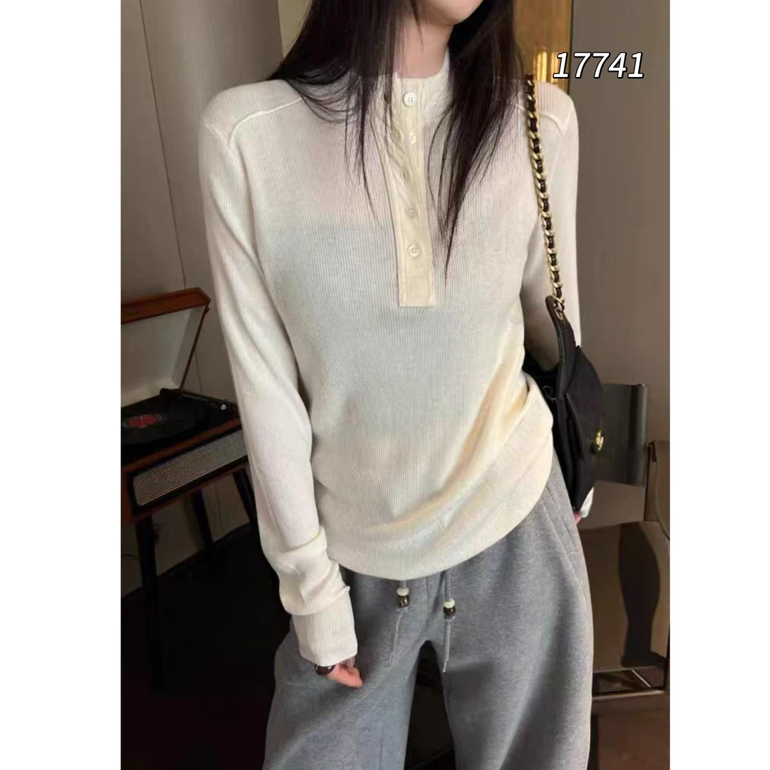 17741 WANGDAN（部无水洗唛介意慎拍)亨利领丝绒拼接针织衫