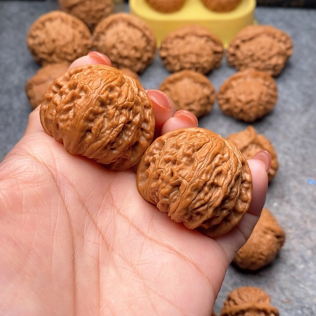 文玩核桃把件精品球白40