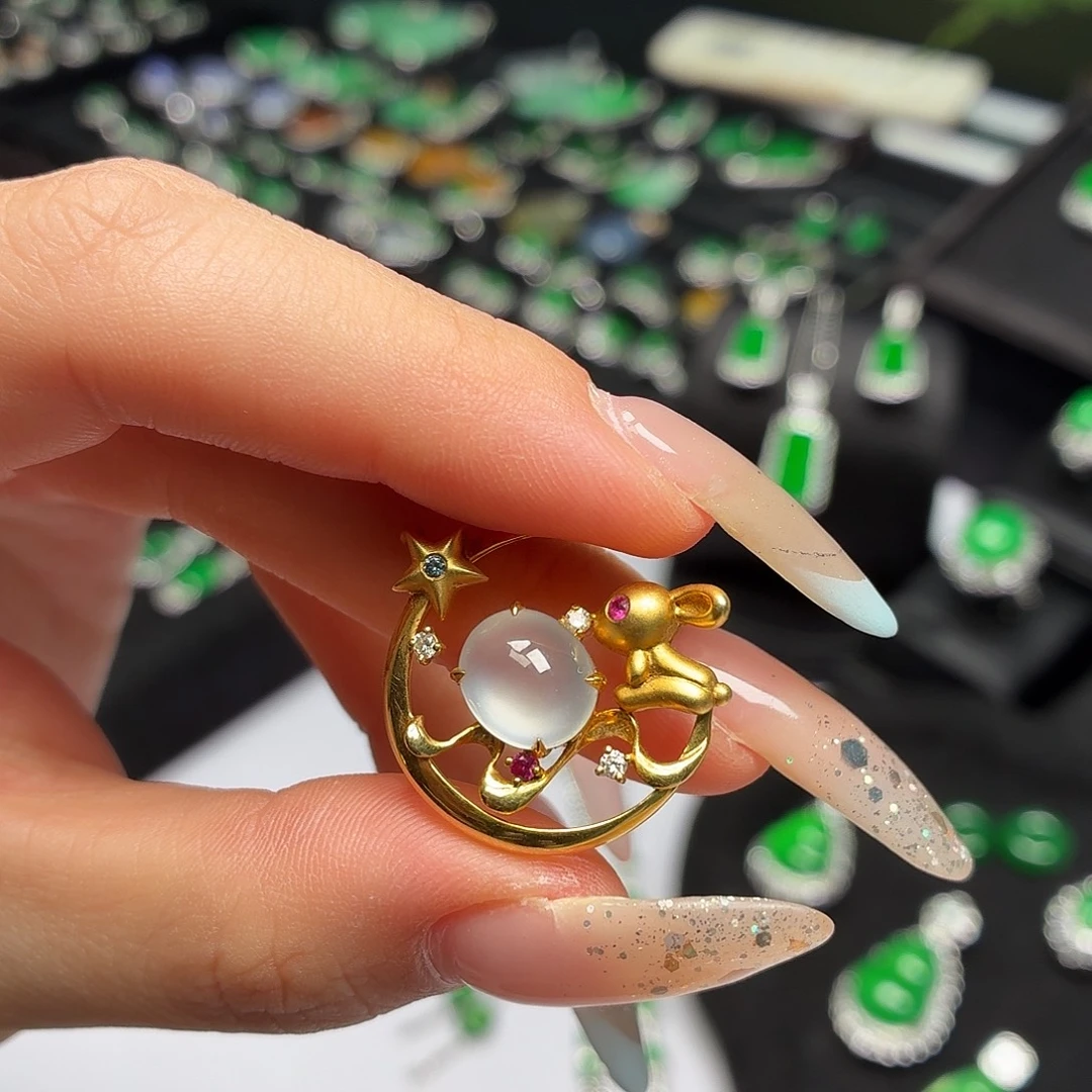 翡翠18K金镶嵌颈饰002白冰吊坠