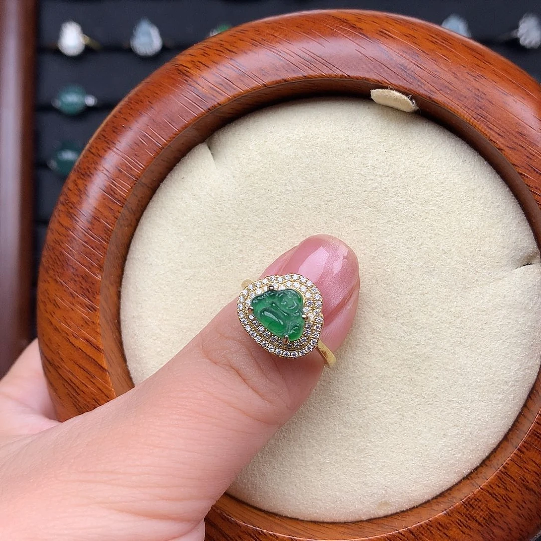 戒***孽翡翠银S925镶嵌戒指