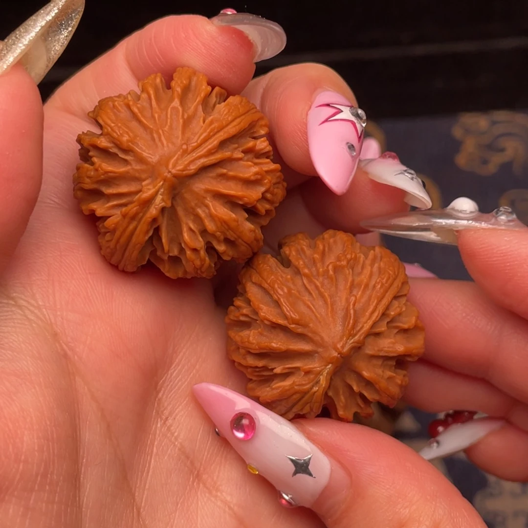 文玩核桃把件12号车