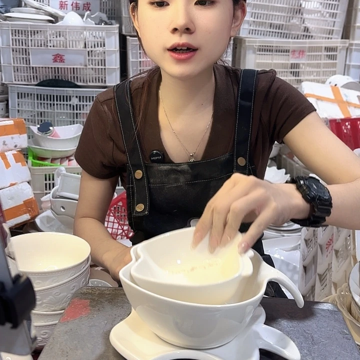 盘微瑕产品……………三只苹果