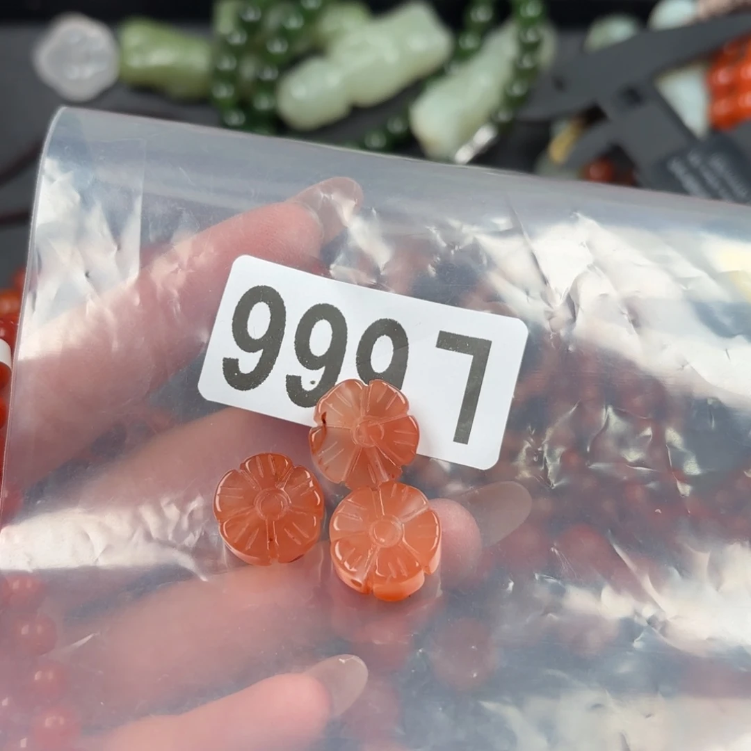 南红玛瑙珠宝半成品未镶嵌鸿***i