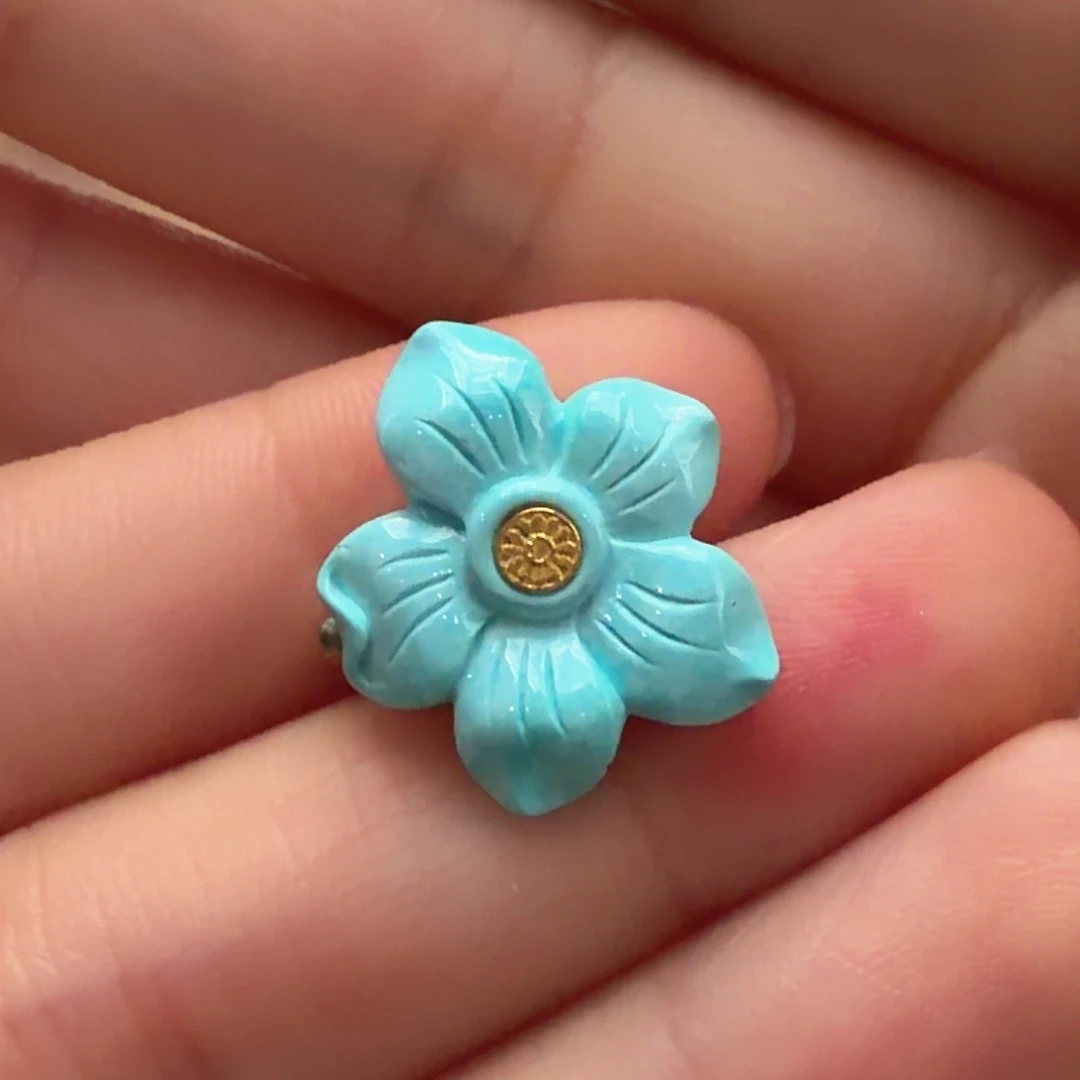 绿松石未镶嵌颈饰