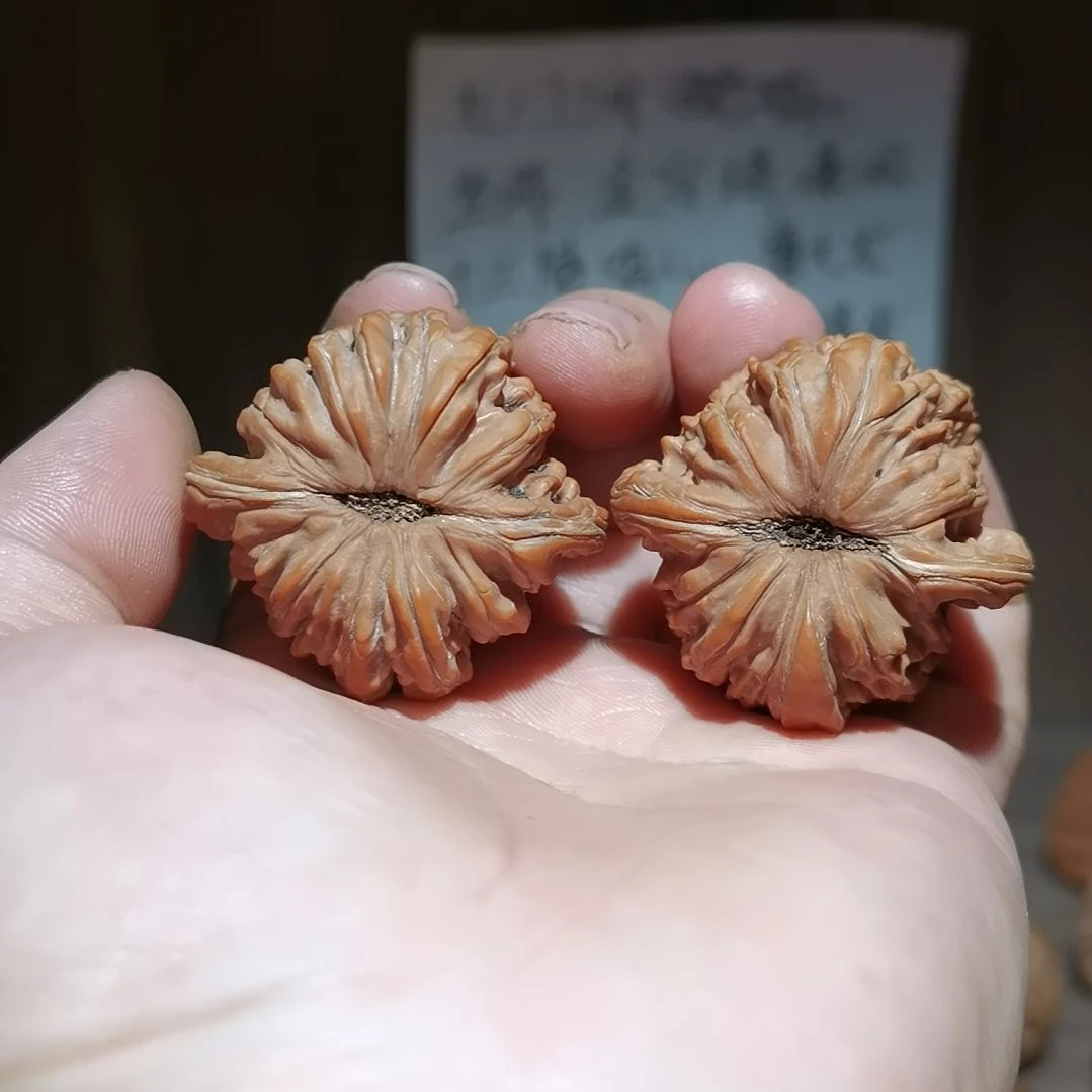 四座楼核桃   文玩核桃