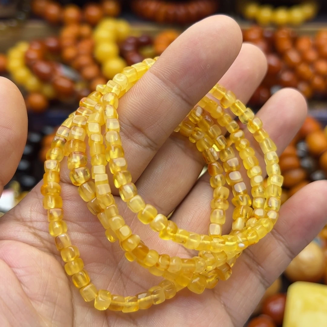 未镶嵌琥珀珠宝奇石多样性发其一