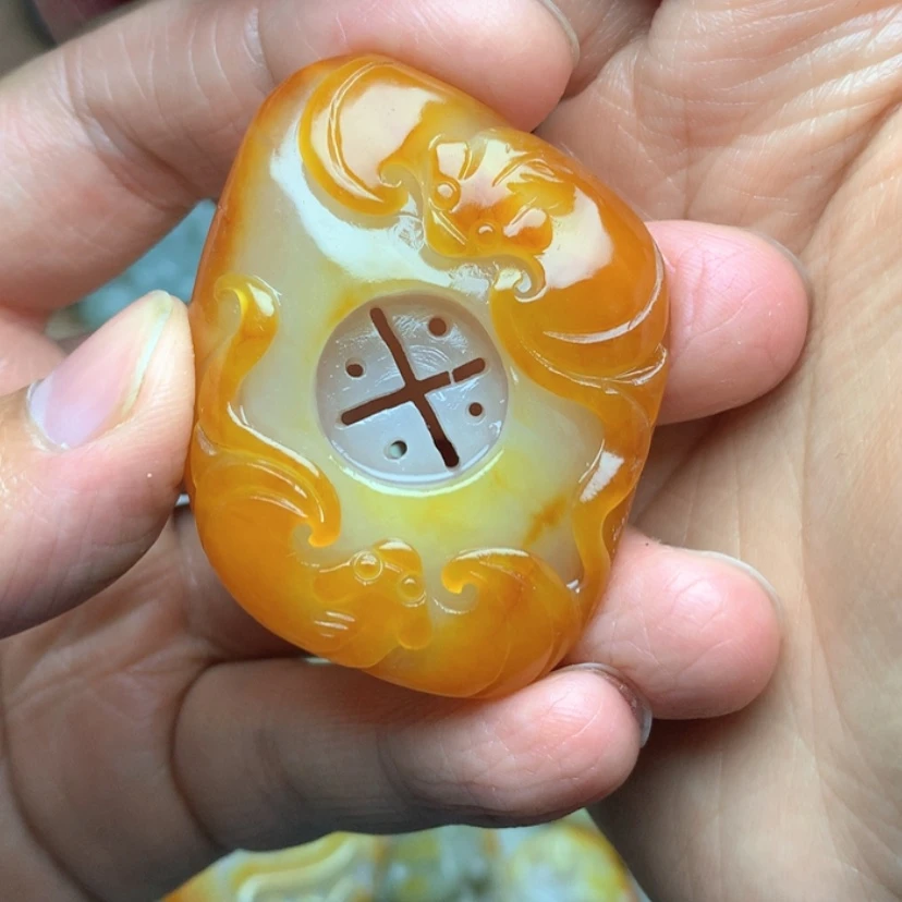 【闪购商品】颈饰未镶嵌和田玉