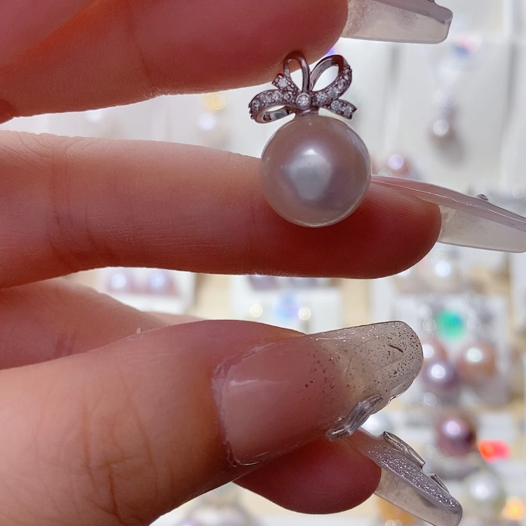 淡水珍珠银S925镶嵌吊坠(赠链)