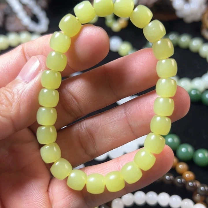 岁***好和田玉（糖玉）未镶嵌手串