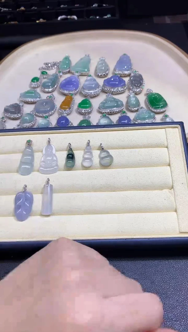 【可心臻选彩虹盘】翡翠吊坠-18K金-多样性发一件-LJ017|CXQ21