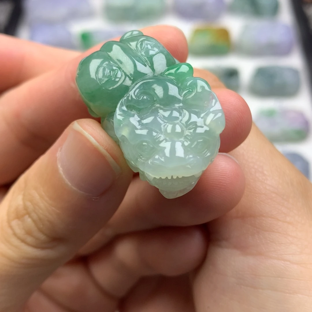 翡翠未镶嵌吊坠(不含链)天然缅甸翡翠貔貅吊坠
