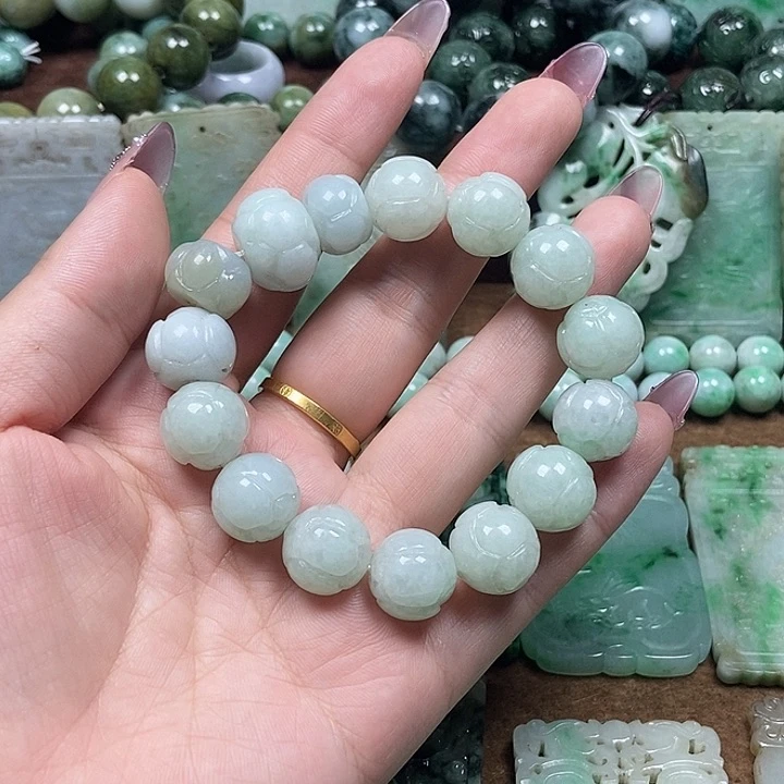 翡翠未镶嵌颈饰00000000000