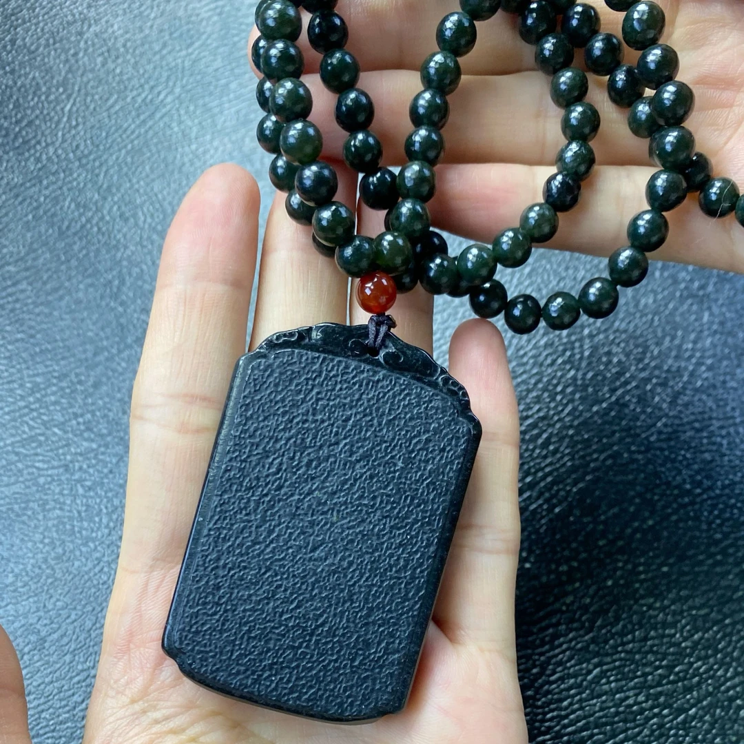 和田玉塔青磨砂精品无事牌（多样性发其一）