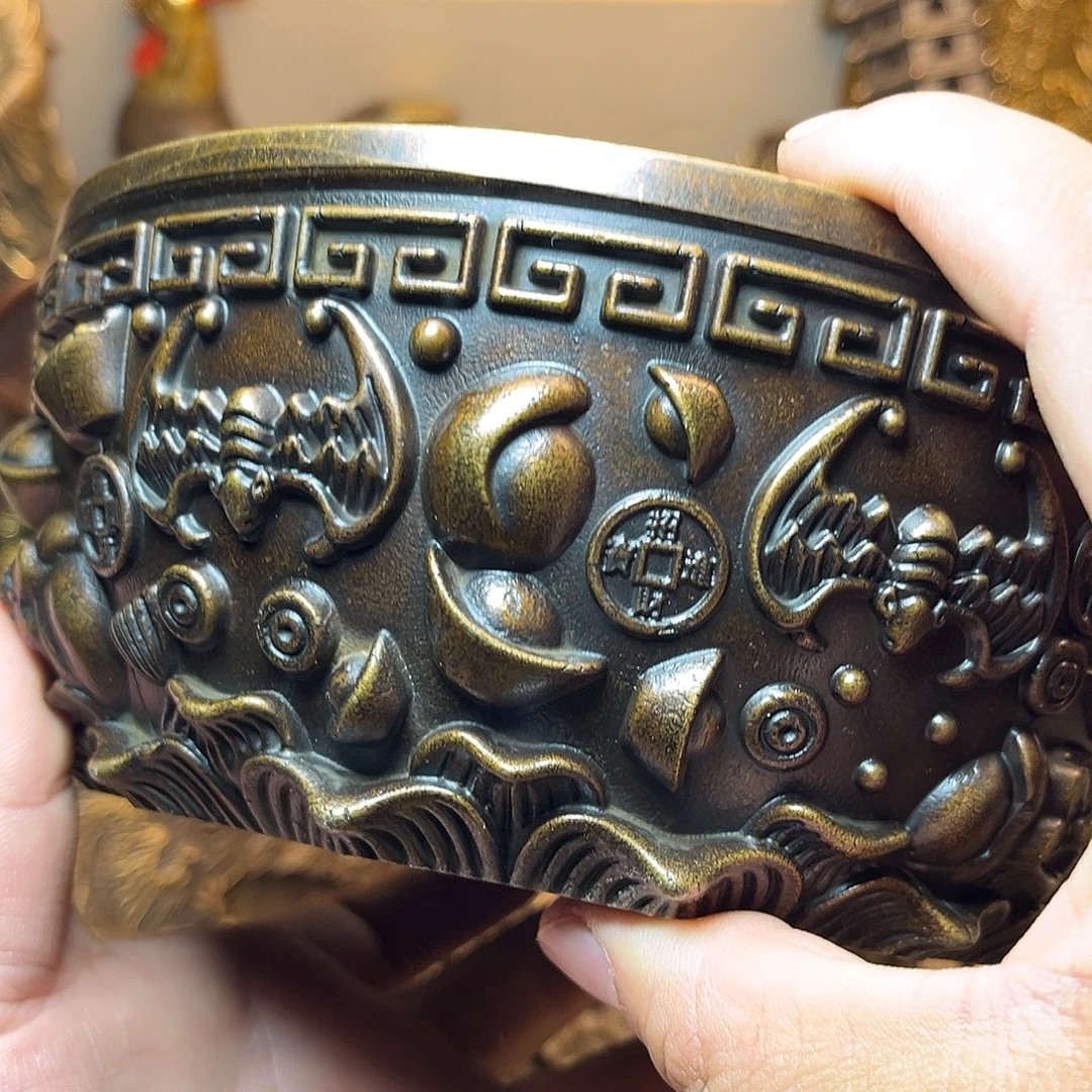 精美铜器工艺品等