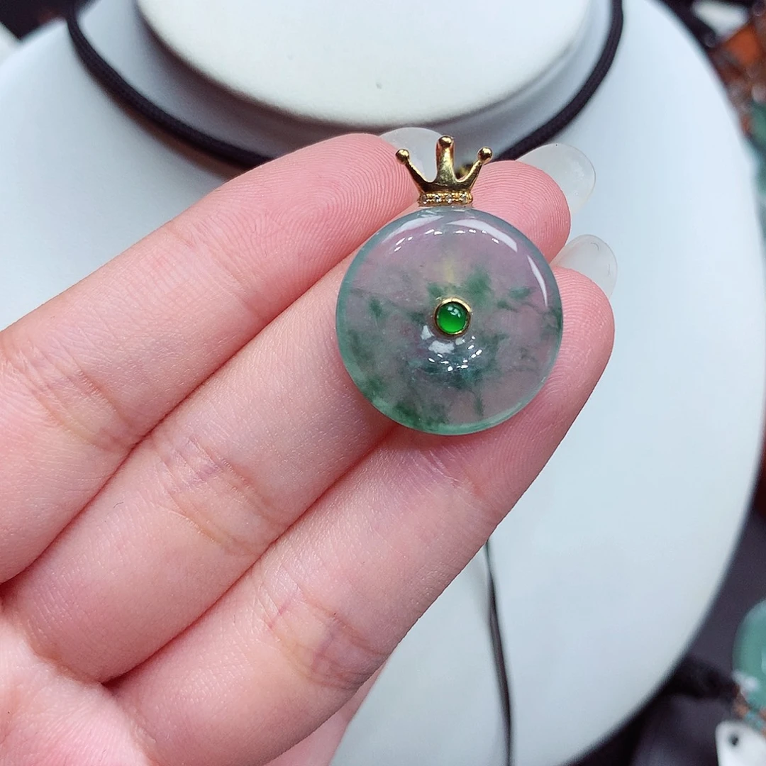 颈饰18K金镶嵌翡翠翡翠18，19.9/3.9