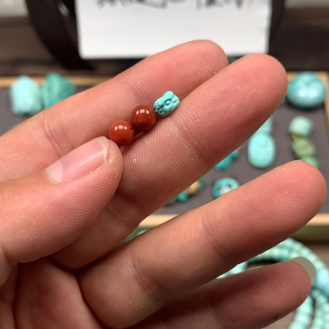 南红玛瑙雕刻未镶嵌