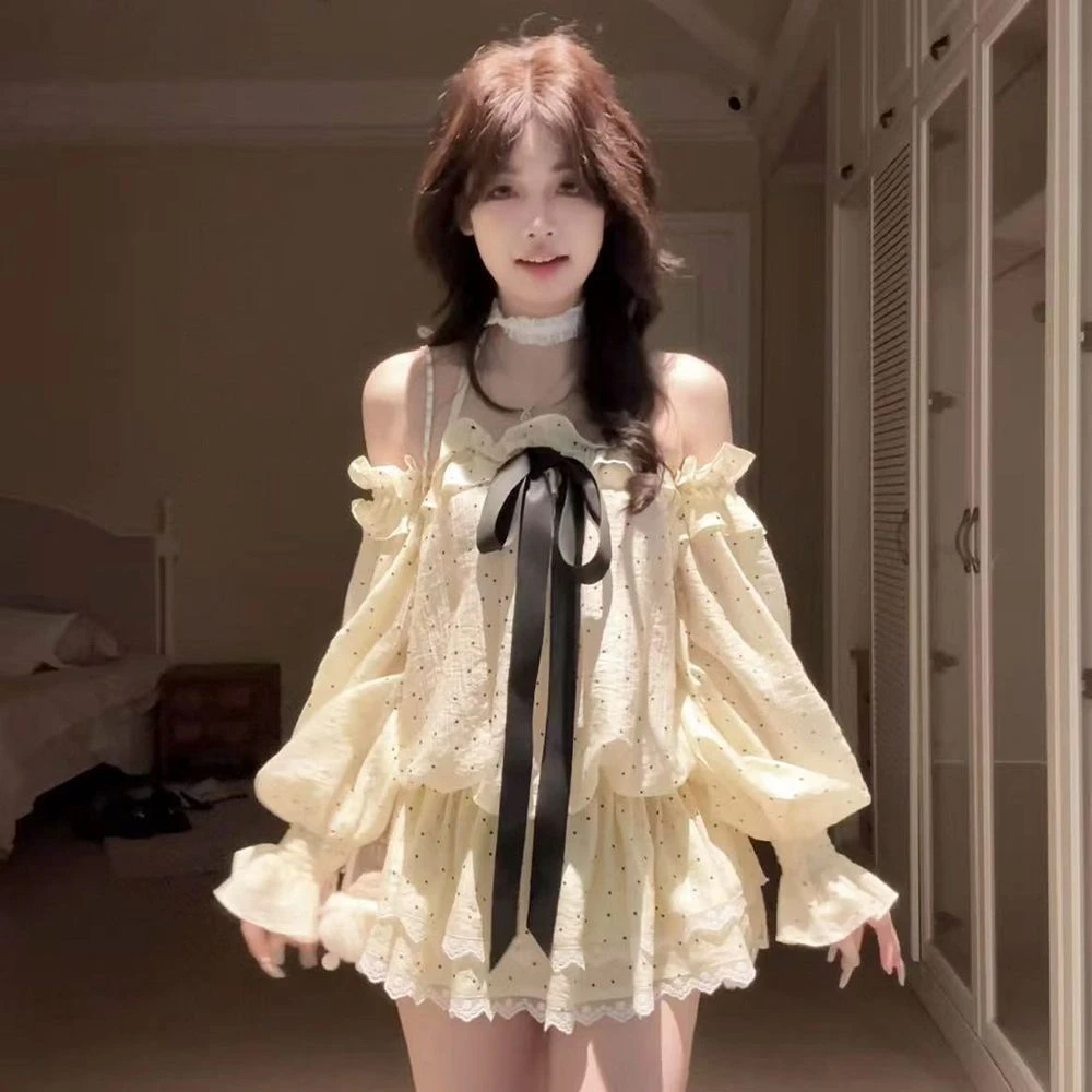 pinkmoon||秋日优雅千金感大蝴蝶结一字肩上衣波点裙裤氛围感套装