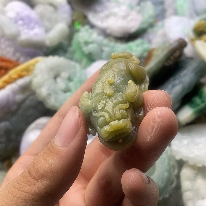 定制翡翠未镶嵌天然翡翠