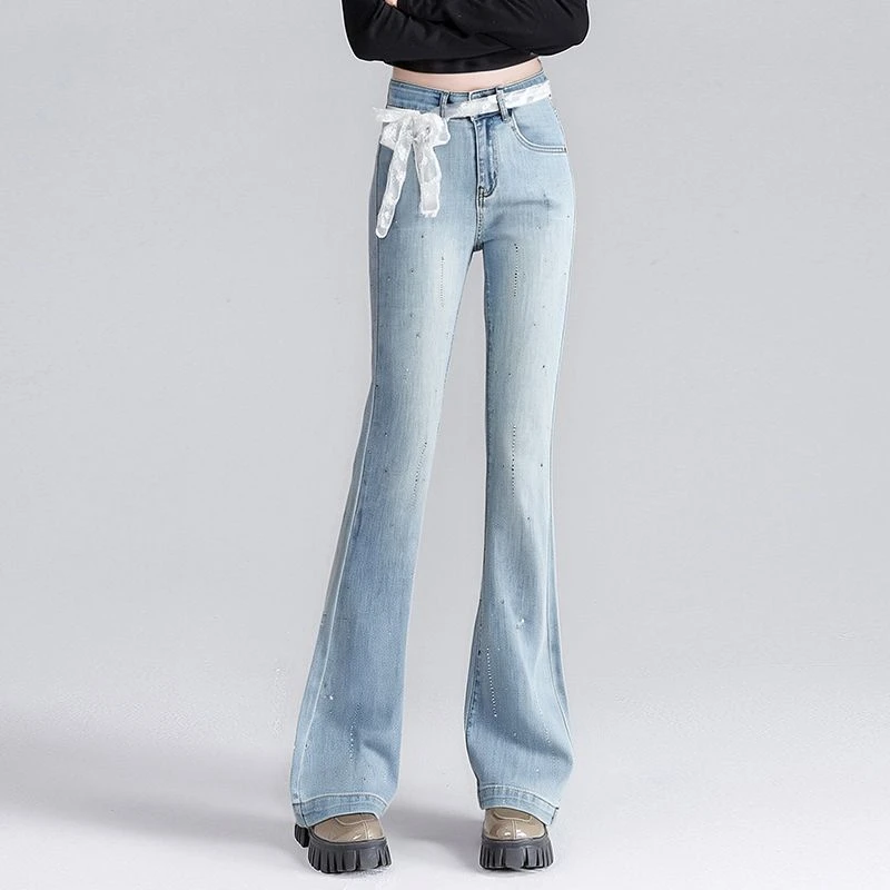 马克华菲女装春秋新款亲肤时尚蕾丝腰带百搭透气休闲裤微喇牛仔裤