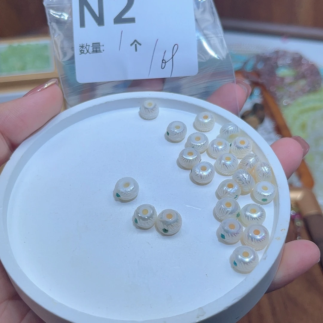 未镶嵌淡水珍珠珠宝奇石N2。