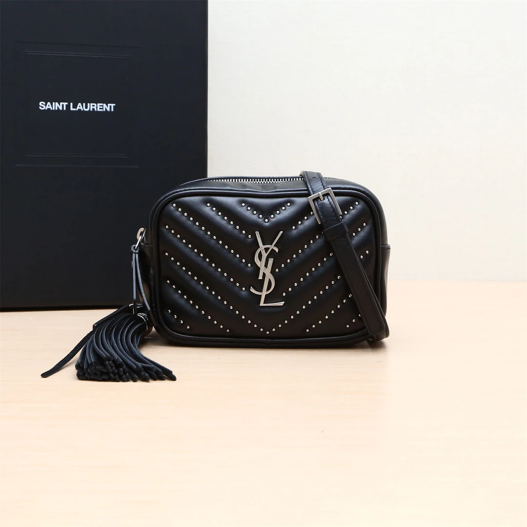 95新 YSL/圣罗兰 黑色 全皮铆钉流苏 腰包 P234449476