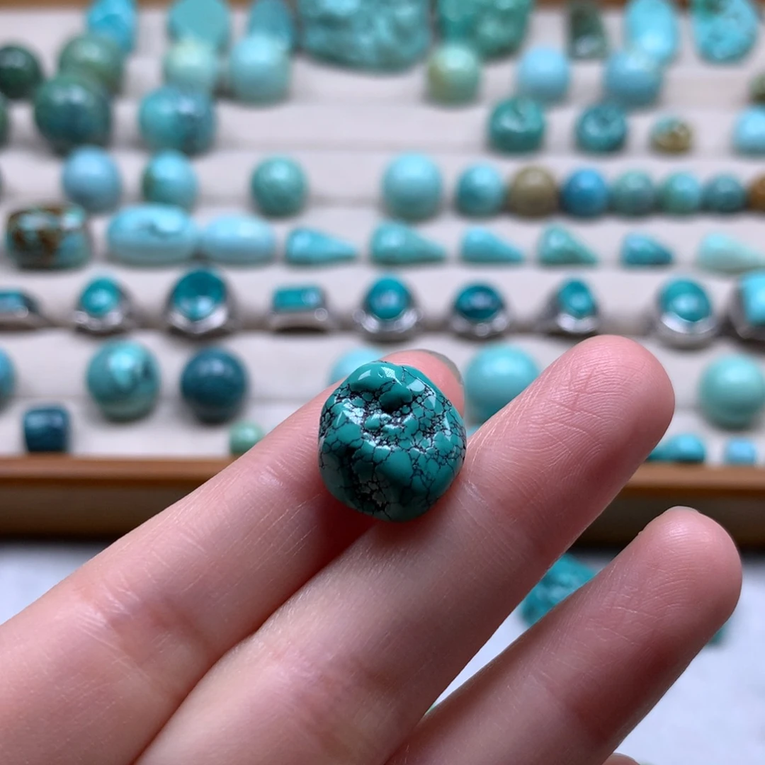 @***穗绿松石未镶嵌挂件