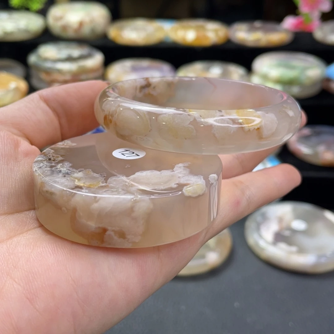 未镶嵌手镯石英质玉带****?57/127