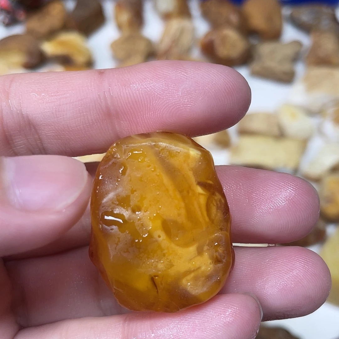 定制琥珀未镶嵌原矿琥珀
