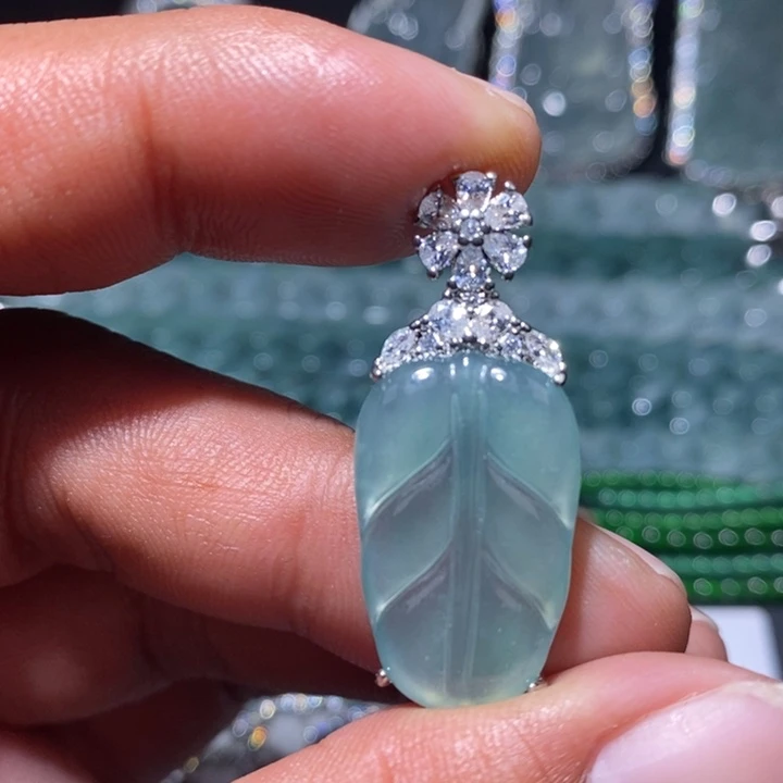 翡翠未镶嵌颈饰天然翡翠