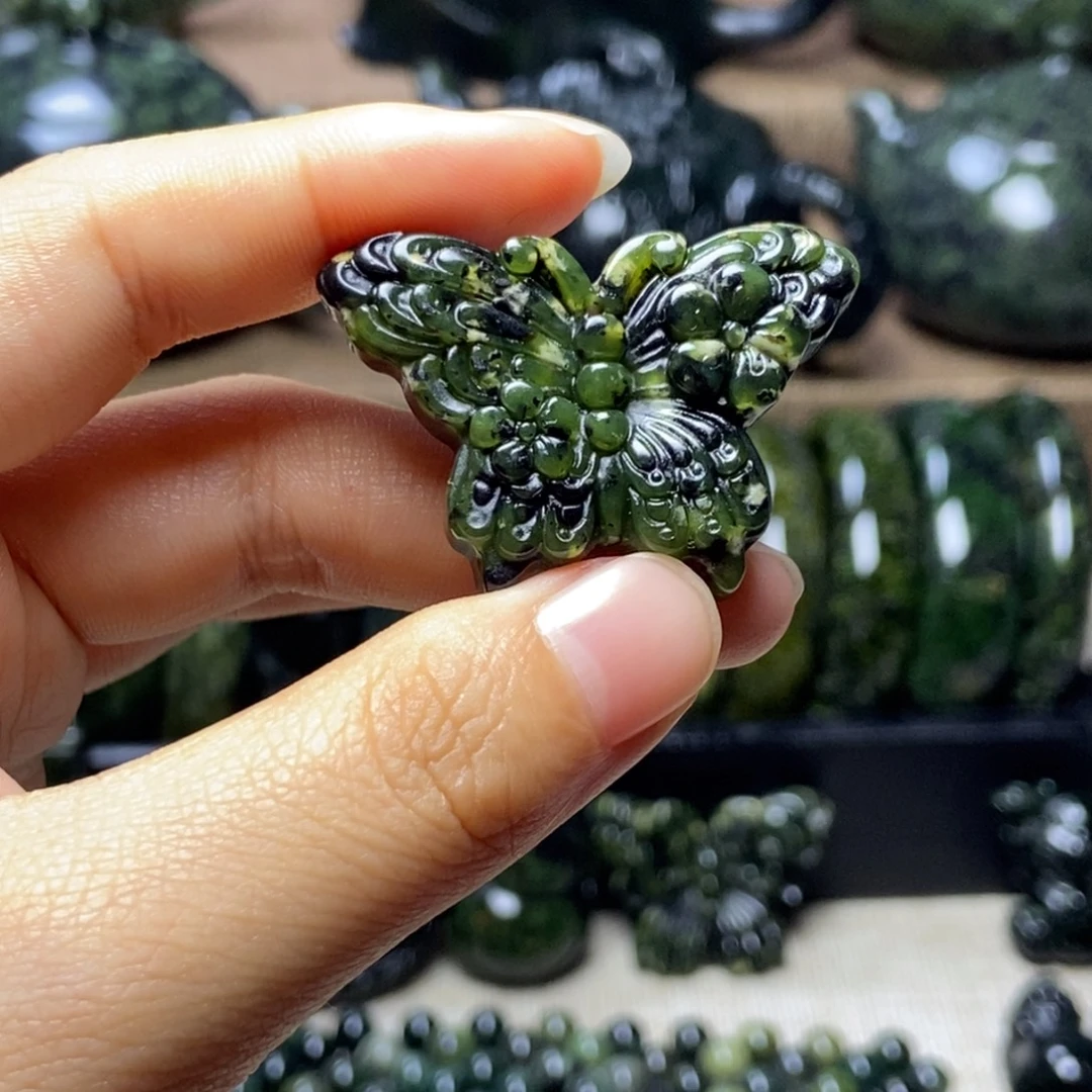 蛇纹石玉未镶嵌药王石