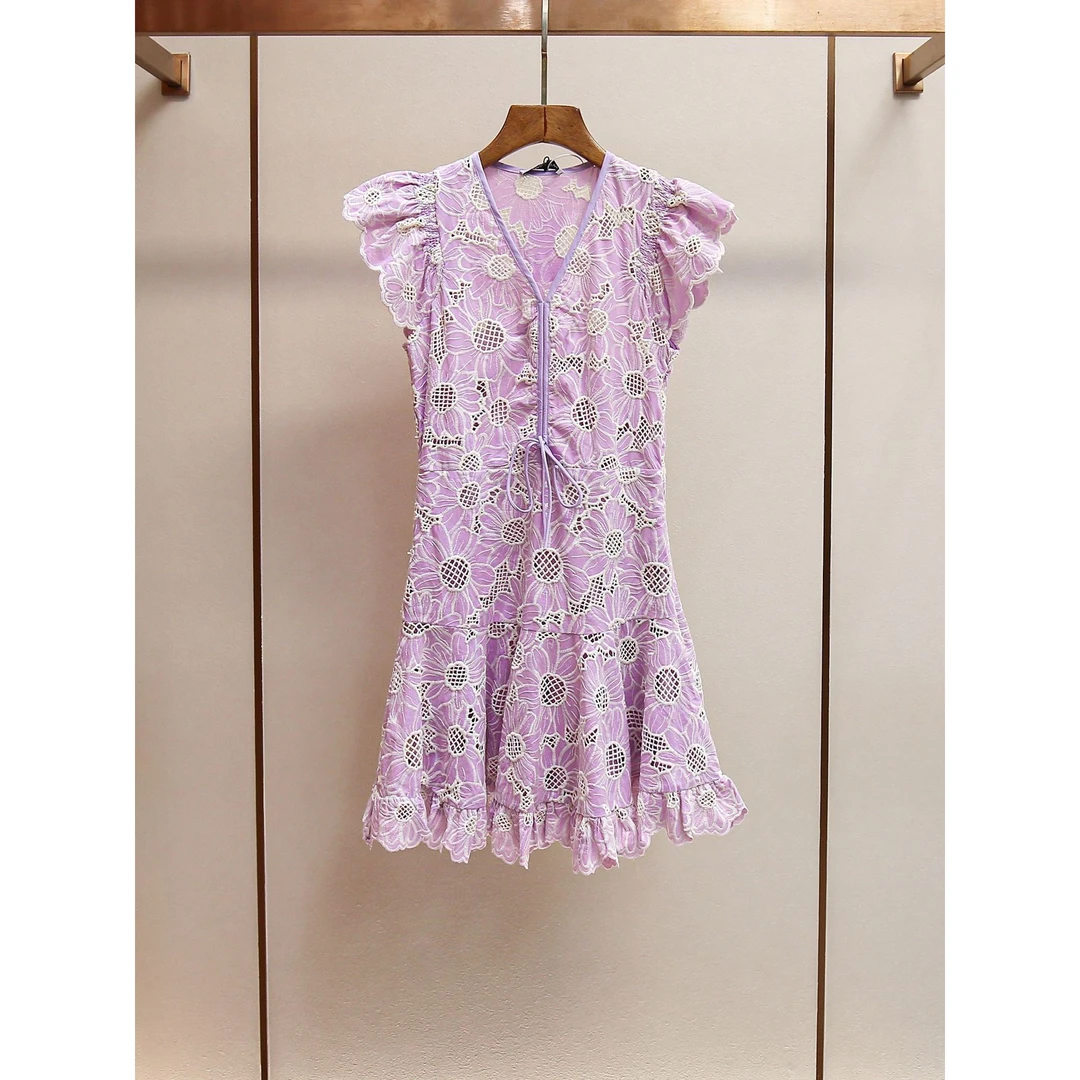 S家25新款法式时尚泡泡袖小香风V领短款水溶蕾丝小雏菊甜美洋气连