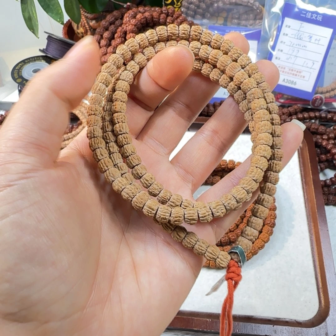 吊坠金刚菩提凤羽