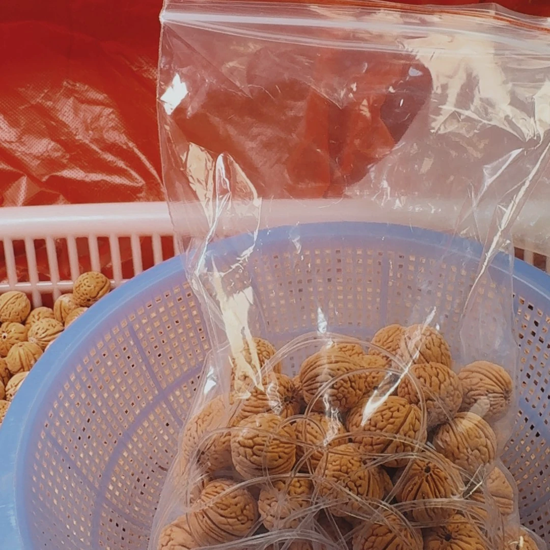 桃核吊坠耿野生桃核