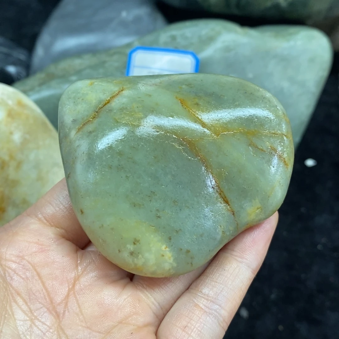 未镶嵌和田玉（糖玉）挂件