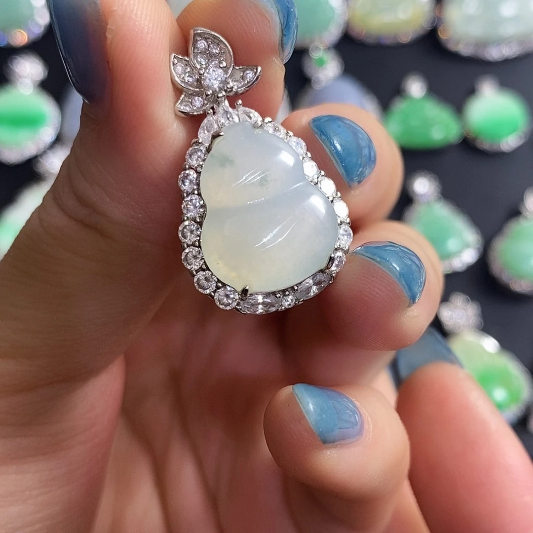 翡翠银S925镶嵌颈饰天然翡翠