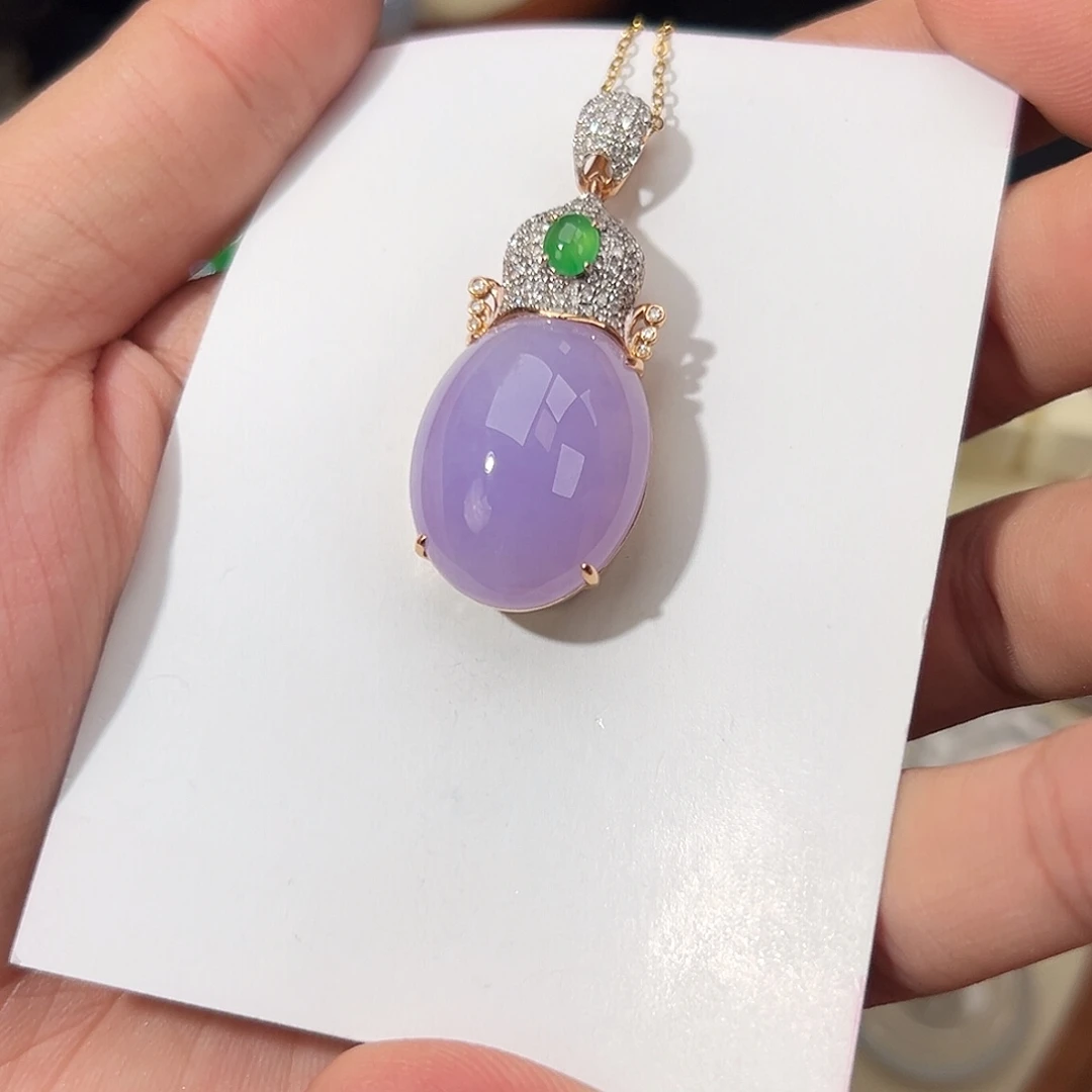 颈饰18K金镶嵌翡翠冰粉紫鸽子蛋葫芦宝瓶吊坠24.5*18.5*10