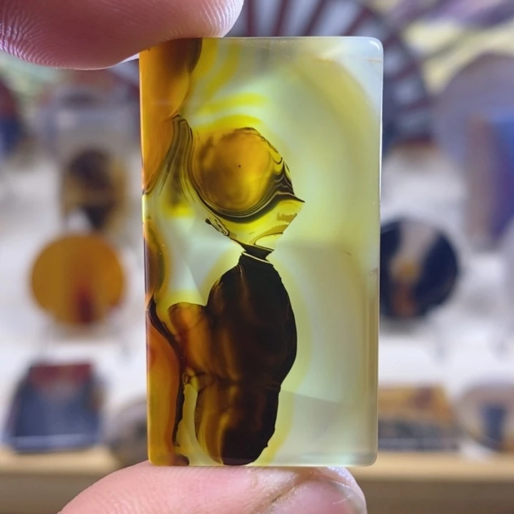 玛瑙/玉髓颈饰未镶嵌林*红