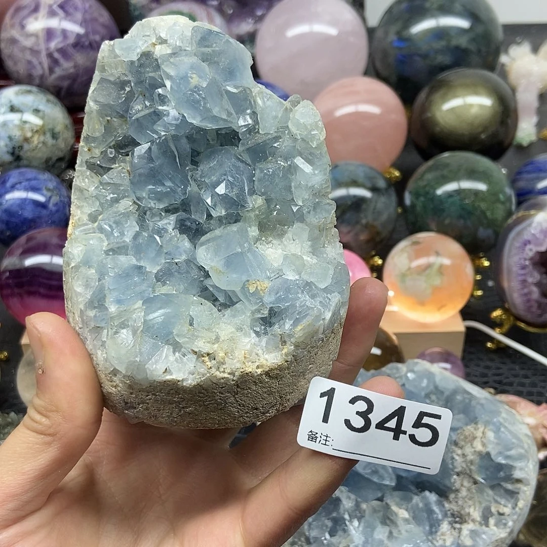 水晶摆件未镶嵌小*摆件