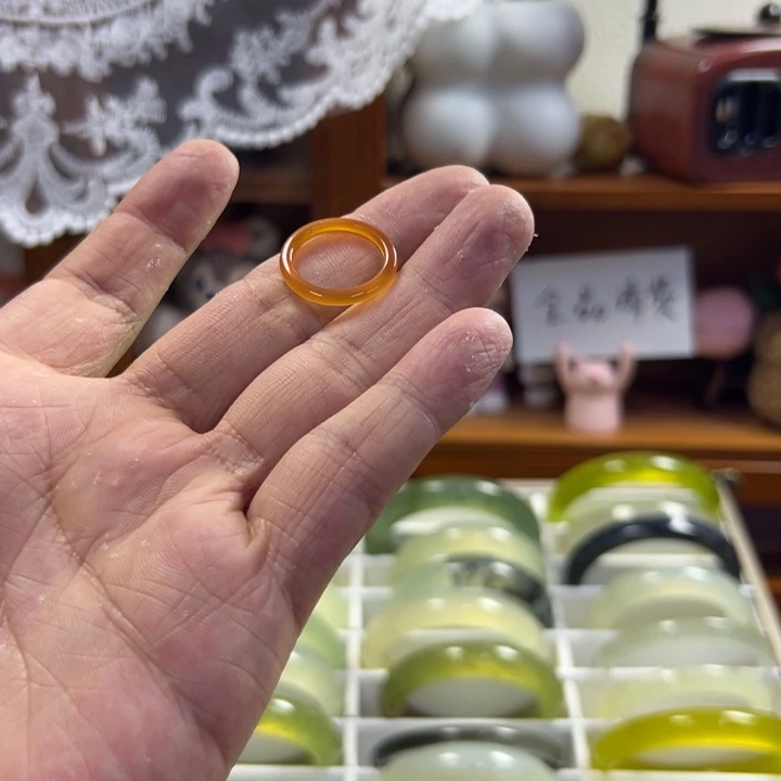 蛇纹石玉未镶嵌手镯718