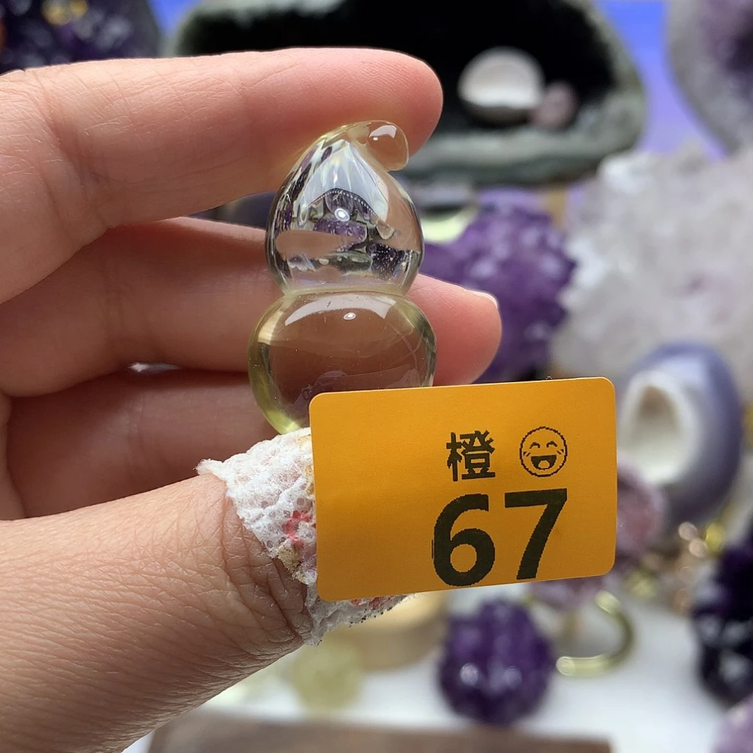未镶嵌水晶大型摆件（非配饰）油****蔚