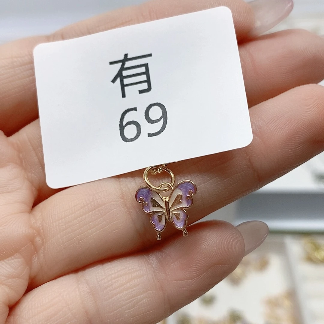 银S925镶嵌颈饰水晶有69
